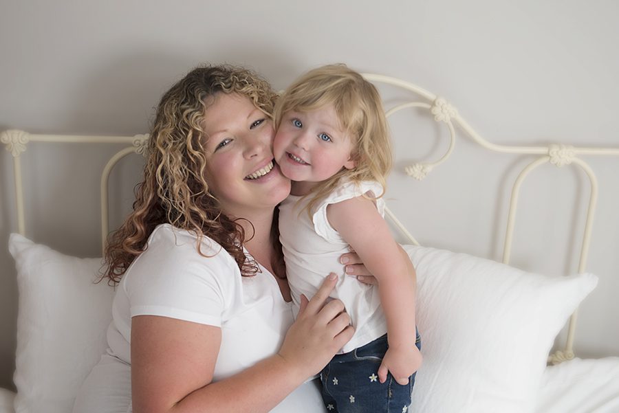 Family photography session Berkshire, mum and daughter smiling