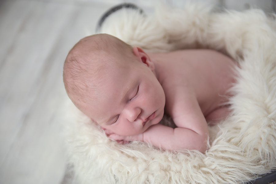 Newborn baby photography Twyford, Reading
